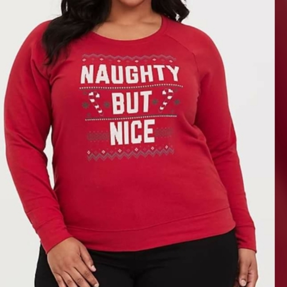 Plus Size 1X Torrid Christmas 🎄 sweatshirt red top shirt women's - Picture 1 of 1
